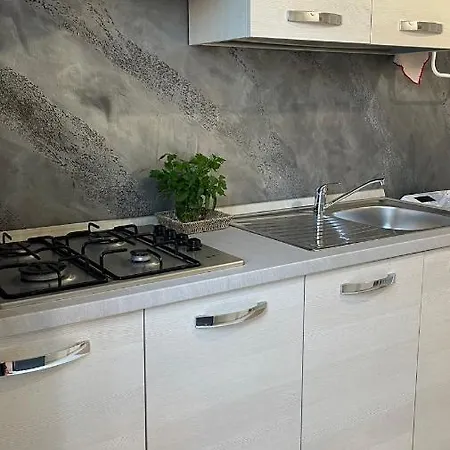 Casa Daniela 2 Bilocali In Centro A A 80 Metri Dalla Casa vacanze