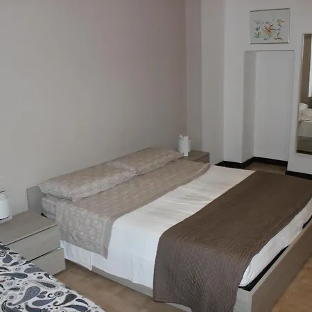 Casa Daniela 2 Bilocali In Centro A A 80 Metri Dalla