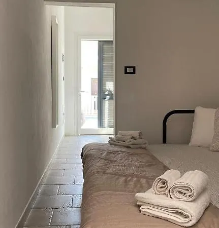 Casa Daniela 2 Bilocali In Centro A A 80 Metri Dalla